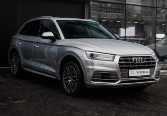 Подержанный автомобиль Audi Q5 2018 года (3 фото)