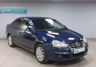 Подержанный автомобиль Volkswagen Jetta Sedan 2008 года (3 фото)