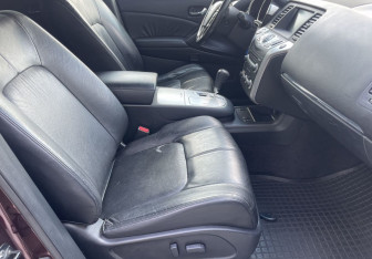 Подержанный автомобиль Nissan Murano Suv 2011 года (9 фото)