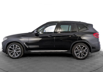 Подержанный автомобиль BMW X3 2019 года (8 фото)