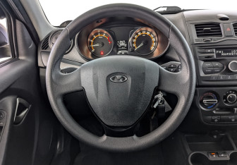 Подержанный автомобиль LADA (ВАЗ) Granta Liftback 2023 года (21 фото)