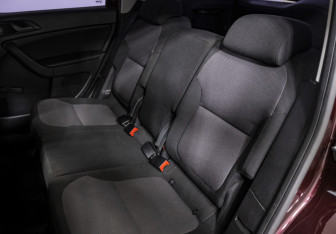 Подержанный автомобиль Skoda Yeti 2013 года (12 фото)