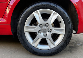 Подержанный автомобиль Audi A3 Hatchback 2012 года (9 фото)