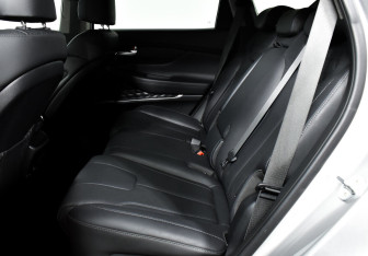 Подержанный автомобиль Hyundai Santa Fe 2020 года (15 фото)