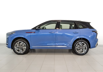 Новый Hongqi HS3 2025 (3 фото)