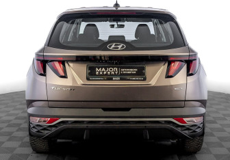 Подержанный автомобиль Hyundai Tucson 2022 года (6 фото)