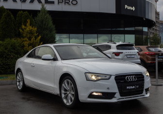 Подержанный автомобиль Audi A5 Coupe 2015 года (2 фото)