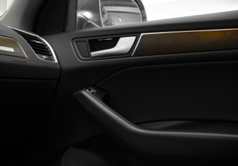 Подержанный автомобиль Audi Q5 2013 года (24 фото)