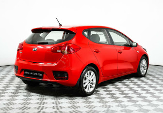 Подержанный автомобиль Kia Ceed Hatchback 2016 года (5 фото)