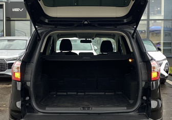 Подержанный автомобиль Ford Kuga 2019 года (10 фото)