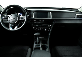 Подержанный автомобиль Kia Optima Sedan 2019 года (8 фото)