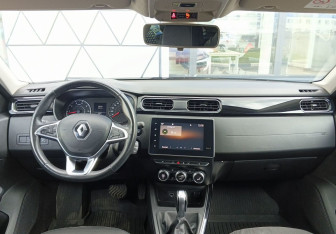 Подержанный автомобиль Renault Arkana 2019 года (16 фото)