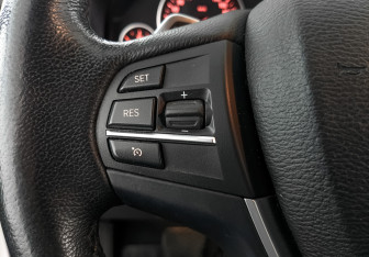 Подержанный автомобиль BMW X4 2018 года (26 фото)