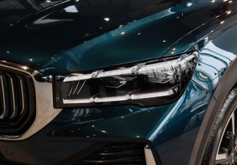 Подержанный автомобиль Geely Monjaro 2023 года (35 фото)