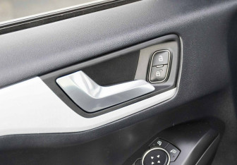 Подержанный автомобиль Ford Focus Wagon 2019 года (22 фото)