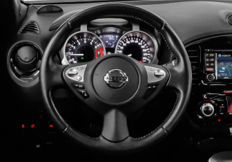 Подержанный автомобиль Nissan Juke 2018 года (11 фото)