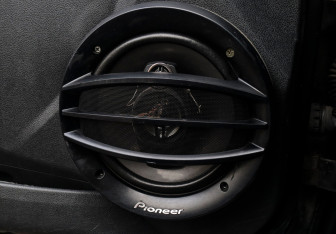 Подержанный автомобиль LADA (ВАЗ) Kalina Hatchback 2013 года (15 фото)