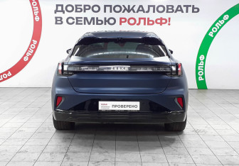 Подержанный автомобиль Zeekr 001 2024 года (3 фото)