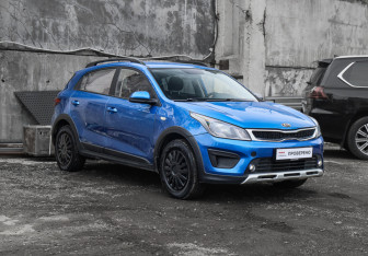 Подержанный автомобиль Kia Rio Hatchback 2019 года (3 фото)