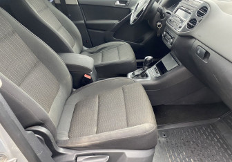 Подержанный автомобиль Volkswagen Tiguan 2011 года (9 фото)