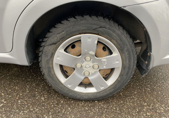 Подержанный автомобиль Chevrolet Aveo Sedan 2008 года (12 фото)