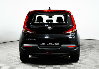 Подержанный автомобиль Kia Soul 2021 года (6 фото)