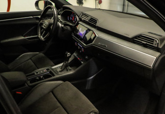 Подержанный автомобиль Audi Q3 Sportback 2021 года (16 фото)