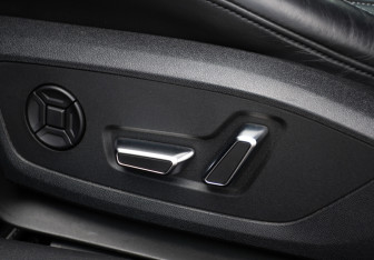 Подержанный автомобиль Audi A6 Sedan 2020 года (17 фото)
