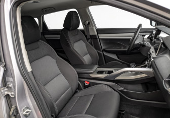 Подержанный автомобиль Geely Coolray 2023 года (23 фото)