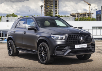 Подержанный автомобиль Mercedes-Benz GLE 2020 года (23 фото)