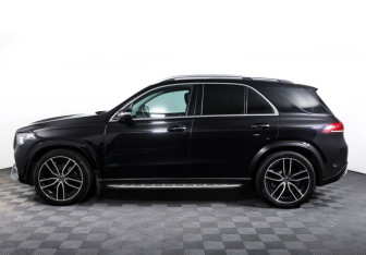 Подержанный автомобиль Mercedes-Benz GLE 2019 года (8 фото)