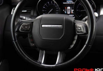Подержанный автомобиль Land Rover Range Rover Evoque 2013 года (12 фото)