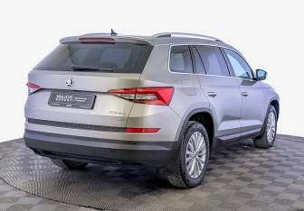 Подержанный автомобиль Skoda Kodiaq 2019 года (5 фото)