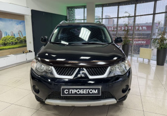 Подержанный автомобиль Mitsubishi Outlander 2007 года (2 фото)