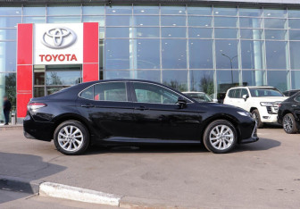 Новый Toyota Camry Sedan 2025 (5 фото)