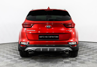 Подержанный автомобиль Kia Sportage 2018 года (6 фото)