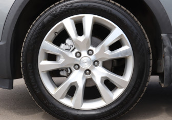 Подержанный автомобиль Opel Antara 2013 года (19 фото)