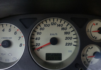 Подержанный автомобиль Mitsubishi Lancer Sedan 2005 года (21 фото)