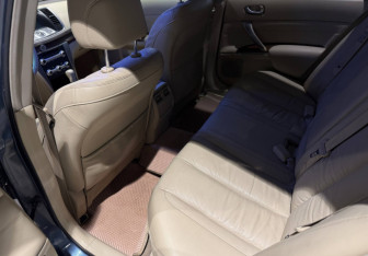Подержанный автомобиль Nissan Teana 2011 года (10 фото)