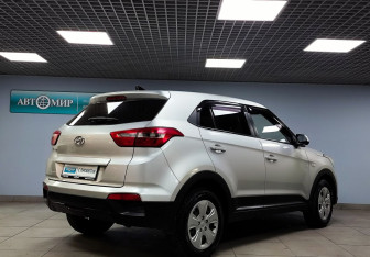 Подержанный автомобиль Hyundai Creta 2017 года (5 фото)