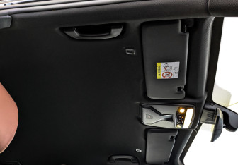 Подержанный автомобиль BMW X5 2021 года (23 фото)