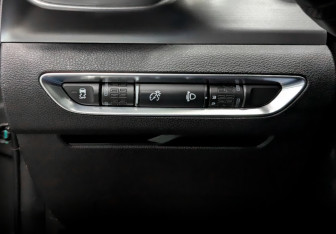 Подержанный автомобиль Geely Coolray 2022 года (28 фото)