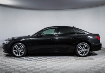 Подержанный автомобиль Audi A6 Sedan 2020 года (8 фото)