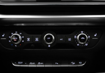 Подержанный автомобиль Audi Q5 2019 года (22 фото)