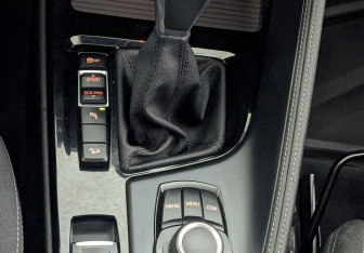 Подержанный автомобиль BMW X1 2017 года (30 фото)