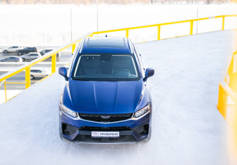 Подержанный автомобиль Geely Tugella 2021 года (5 фото)