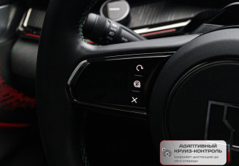 Подержанный автомобиль Zeekr 001 2023 года (30 фото)