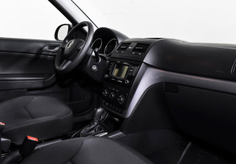 Подержанный автомобиль Skoda Yeti 2018 года (9 фото)