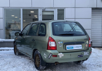 Подержанный автомобиль LADA (ВАЗ) Kalina Wagon 2010 года (8 фото)