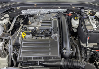 Подержанный автомобиль Skoda Superb Liftback 2021 года (9 фото)